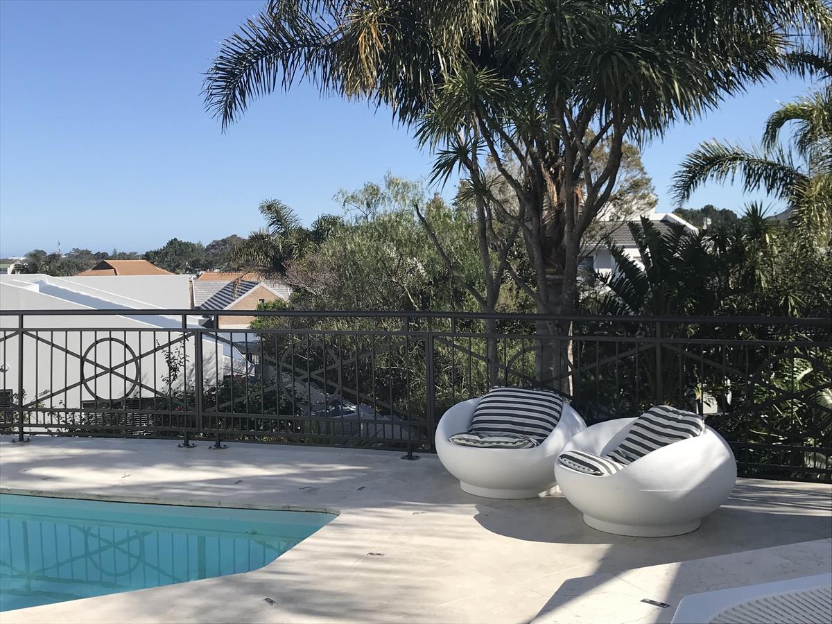 Francolin Manor Bed & Breakfast Hermanus Dış mekan fotoğraf