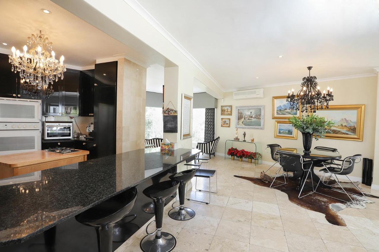 Francolin Manor Bed & Breakfast Hermanus Dış mekan fotoğraf